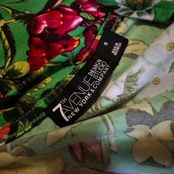 BUNDLE TOPS 30 perfect for resellers - Picture 5 of 10